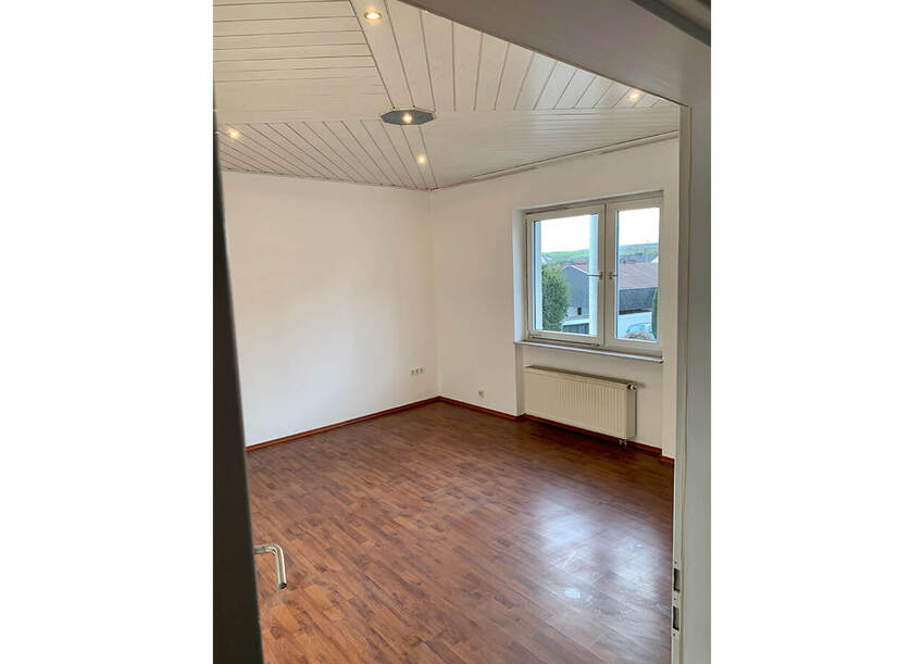 Zimmer EG rechts (1) einfamilienhaus-ruebenach-koblenz-zu-vermieten